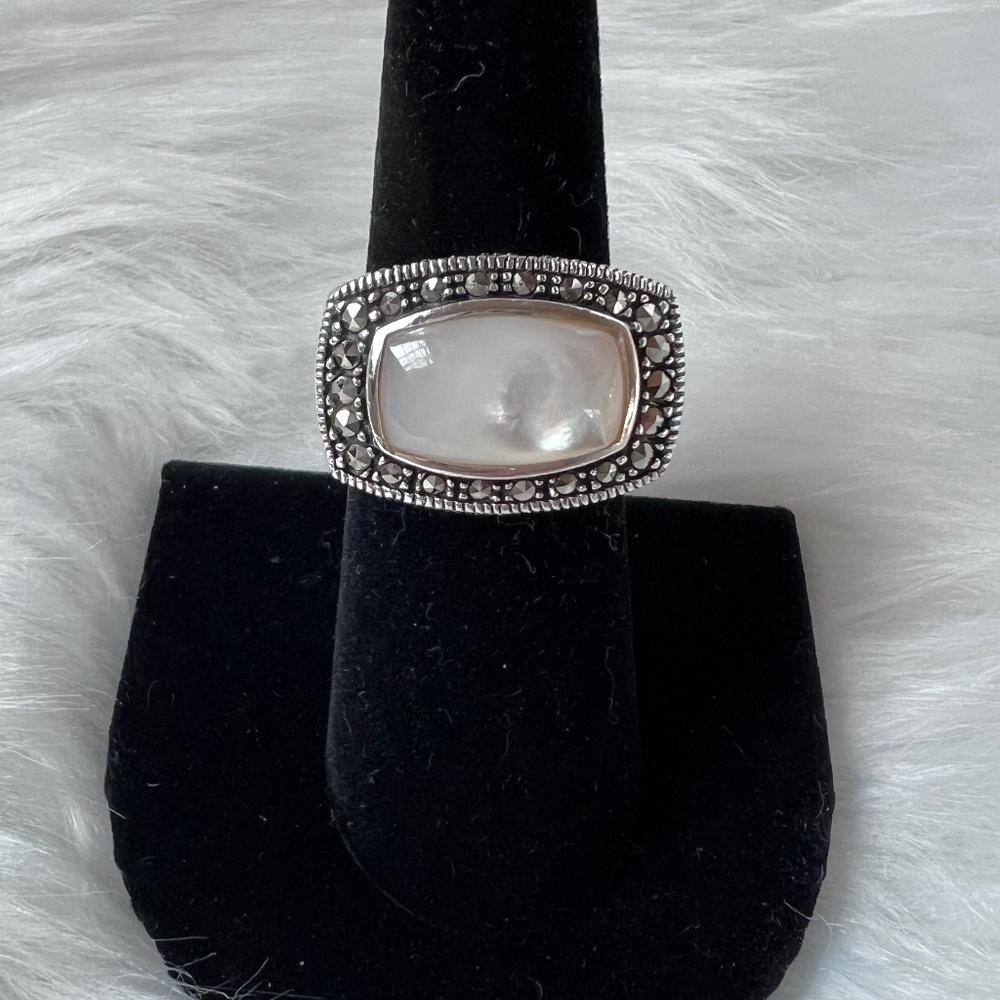 925 Sterling Silver Mother-of-Pearl and Marcasite Ring -Size 7